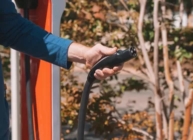 Why EV Chargers Sometimes Slow Down: 7 Reasons EV Drivers Often Don’t Know