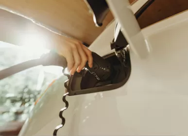 Fast charging and slow charging: Analysis of the working modes of AC and DC charging guns