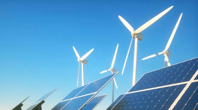 The Photovoltaic + Energy Storage Project with the Largest Single Capacity in Hainan has Completed The Energy Storage Hoisting