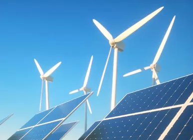 The Photovoltaic + Energy Storage Project with the Largest Single Capacity in Hainan has Completed The Energy Storage Hoisting